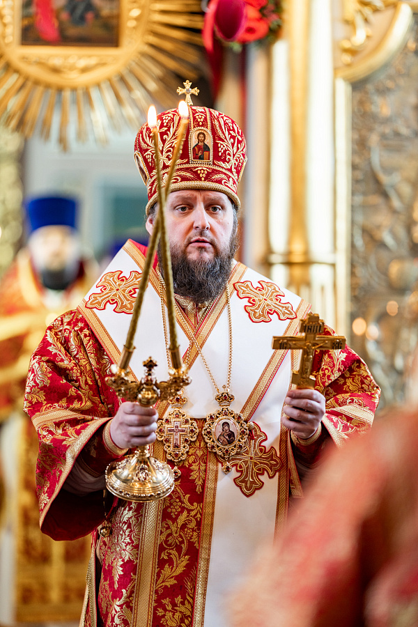 Божественная литургия в Успенском храме села Жилино г.о. Люберцы